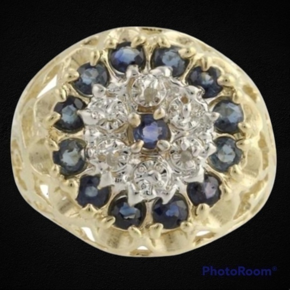 10k solid gold blue sapphire Diamond ring